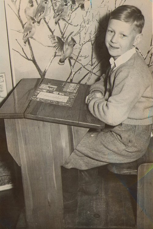 Sonen Holmberg på skolbänken 1950 talet